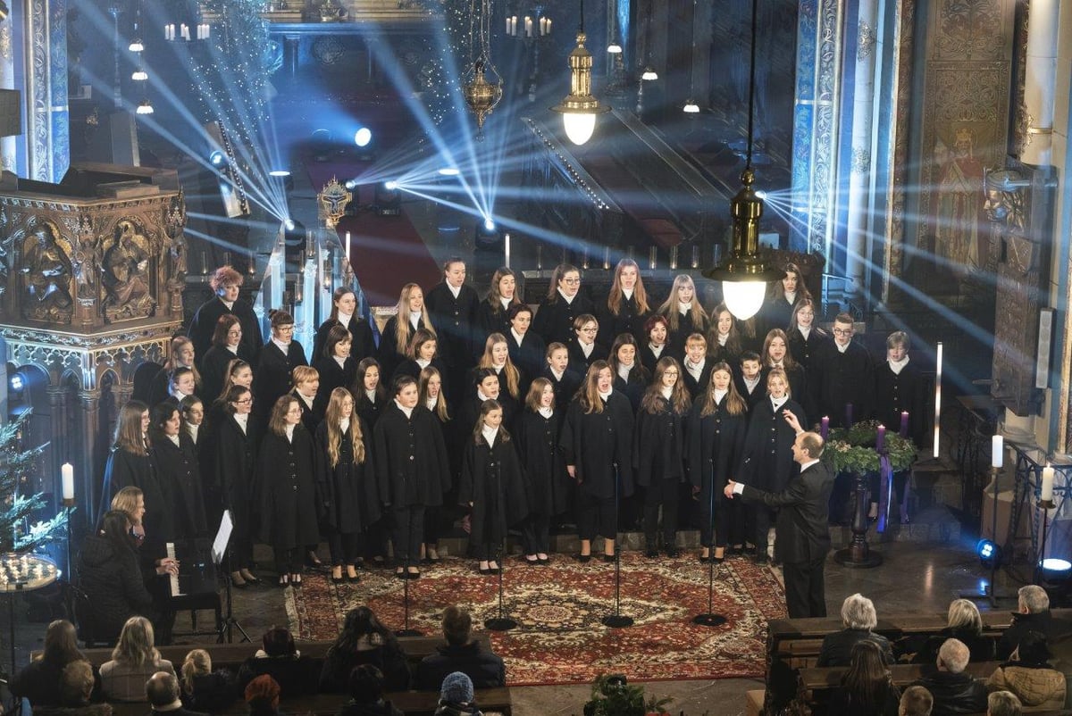 Adventní koncerty České televize letos podpořily neziskové organizace rekordní částkou