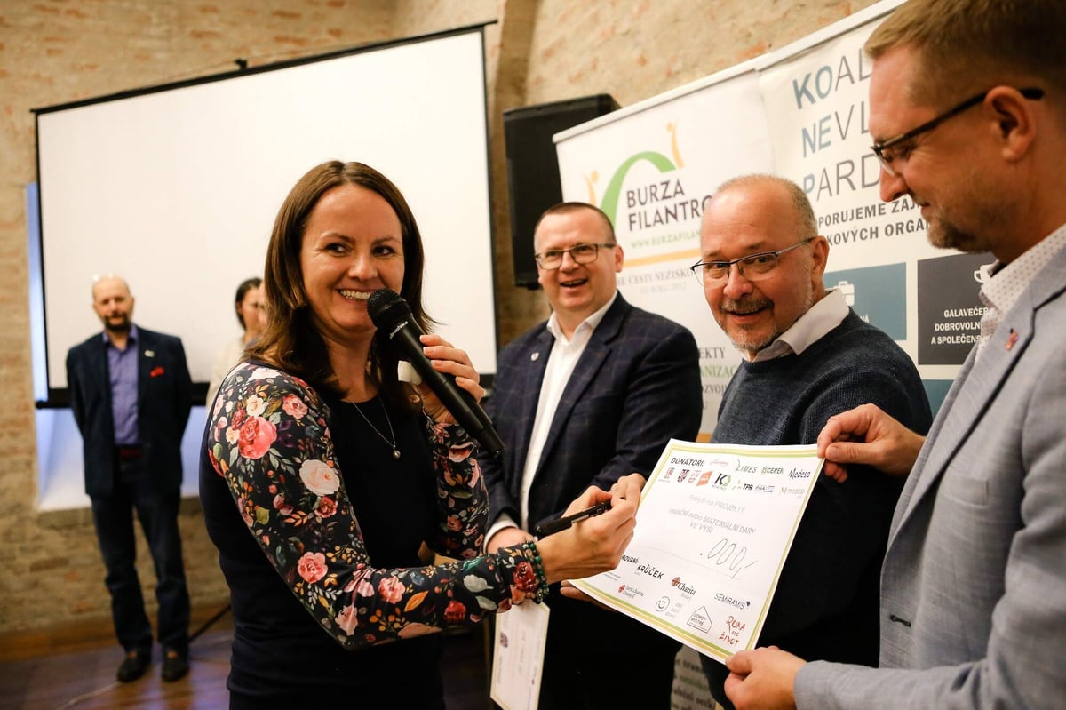 Neziskovky a dárci na jednom místě. Díky projektu Burza filantropie je shánění podpory jednodušší