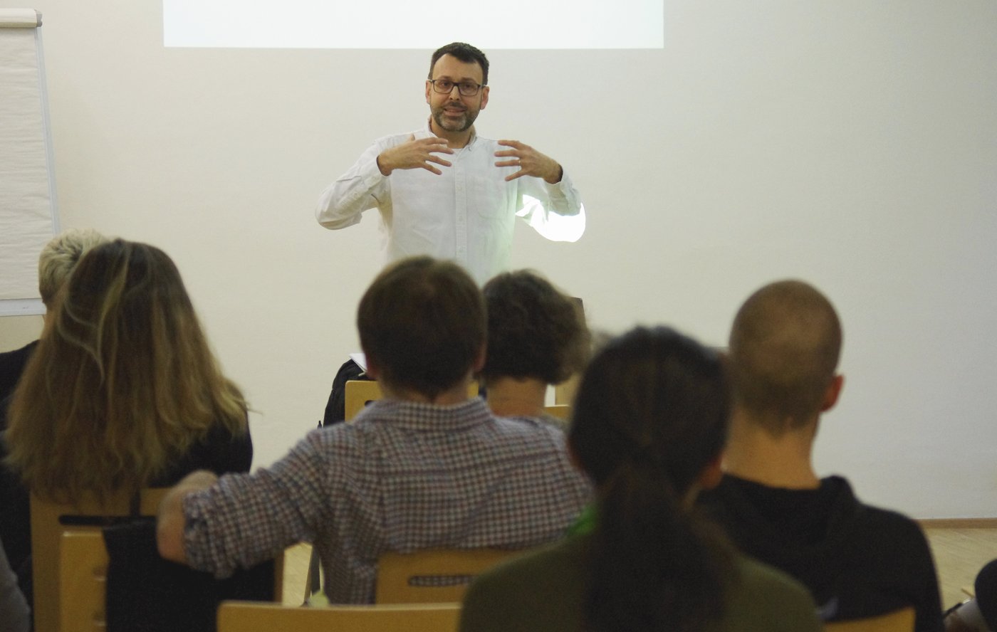 Jaké jsou důvody, proč lidé nepracují naplno a někdy zcela vyhoří? Foto: Nadace Neziskovky.cz