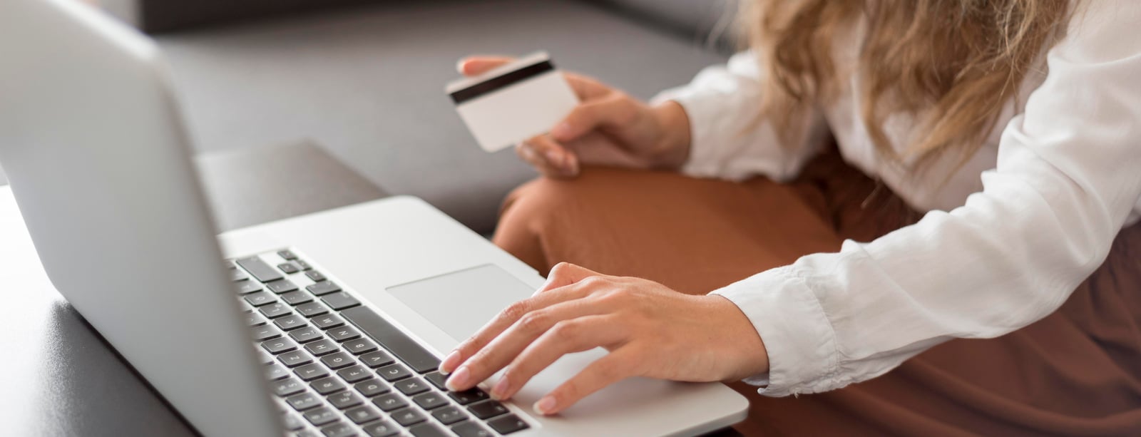 adult-woman-ready-buy-online-with-credit-card.jpg