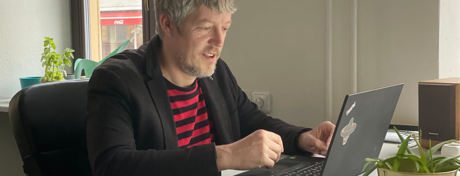 „Můžete být klidně na všech sociálních sítích, ale musíte vědět proč.“ S Adamem Zbiejczukem nejen o LinkedInu