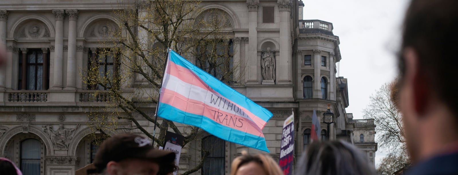 Česko porušuje práva trans lidí, uvedl Evropský soud pro lidská práva o povinných kastracích