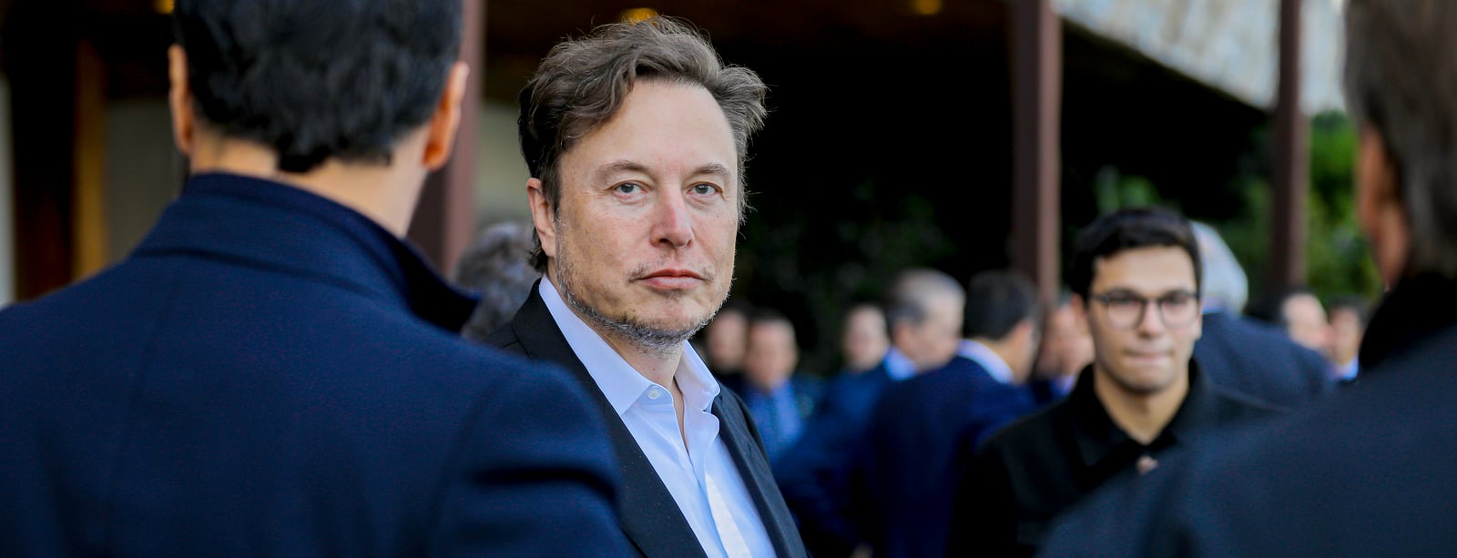 Elon Musk proti neziskovým organizacím: Nelíbí se mu zprávy o nenávistných projevech na jeho sociální síti