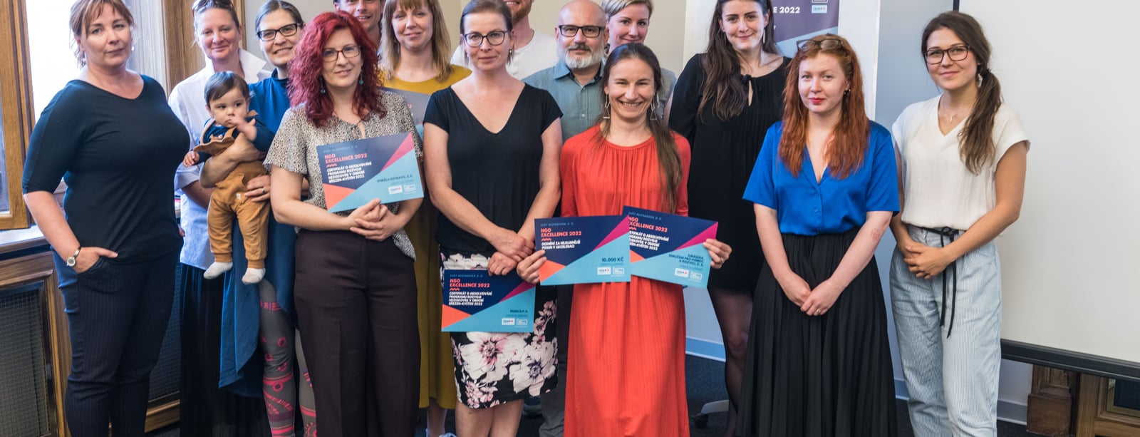 NGO Excellence 2022: Pět neziskových organizací úspěšně zakončilo akceleraci