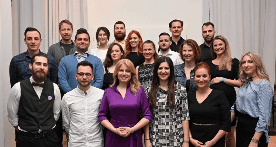Marketingový a mediální tým Zuzany Čaputové v průběhu prezidentské kampaně. Zdroj: Archiv Zuzany Suchové