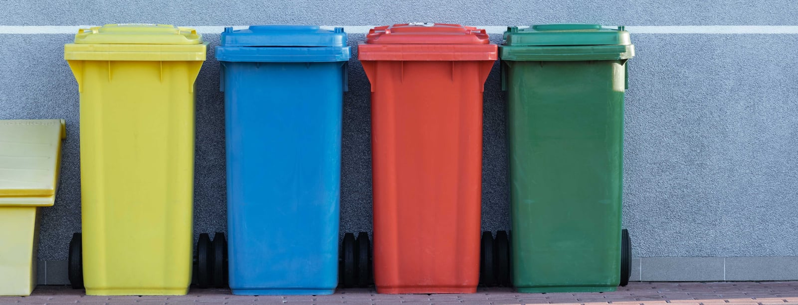Méně skládek, více třídění. Arnika pořádá 9. ročník Odpadového Oskara