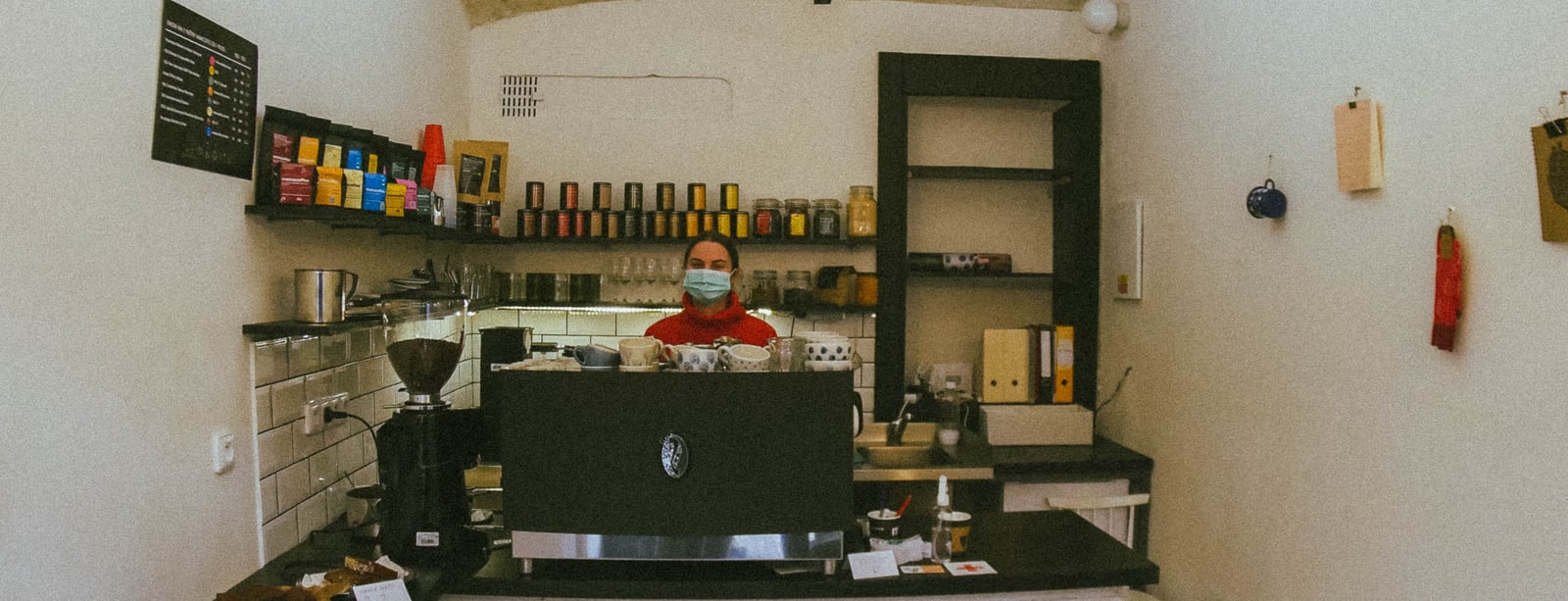 Káva s přesahem. Café Nezisk podpoří každý měsíc jinou organizaci
