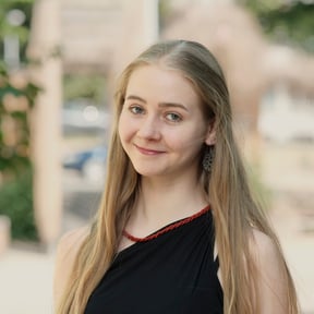 Julie Báštěcká