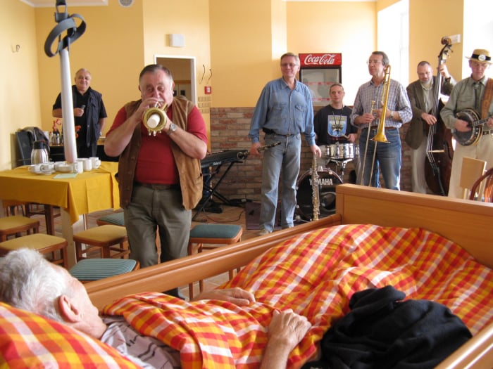 Diagnózou nevyléčitelné nemoci život zcela nekončí. Zdroj: Hospic Dobrého Pastýře v Čerčanech