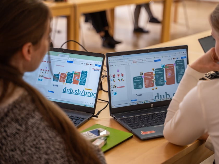 AI Act v praxi: Průvodce nejen pro vedoucí neziskových organizací