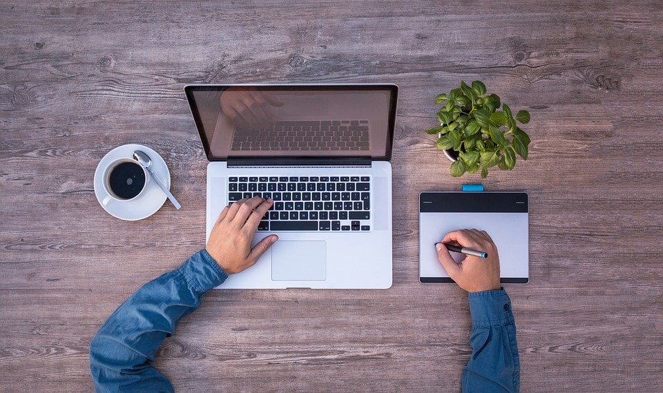 Home office, převedení na jinou práci, neplacené volno nebo nařízené školení či dovolená - i to jsou způsoby, jakými se může zaměstnavatel vypořádat s mimořádnými nařízeními vlády. Foto: Pixabay.com
